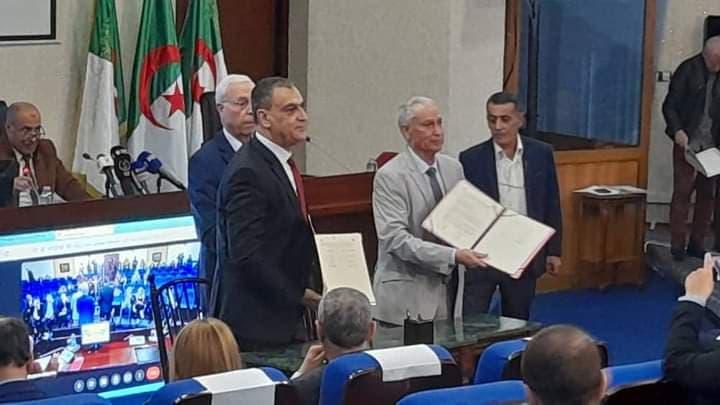 اتفاقية توأمة بين 6 جامعات جزائرية والجامعة الكندية بدبي 4