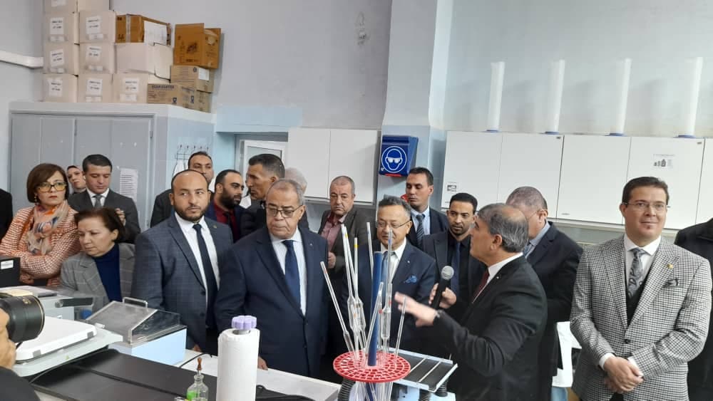 زيارة وزير التعليم العالي و البحث العلمي البروفسور كمال بداري لولاية قسنطينة
