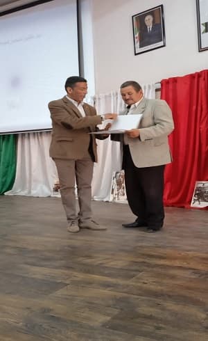 مركز جامعة التكوين المتواصل ببومرداس يحتفل بذكرى عيد الطالب 1