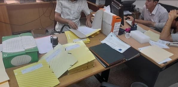 تسليم شهادة النجاح المؤقتة لطلبة الماستر 3