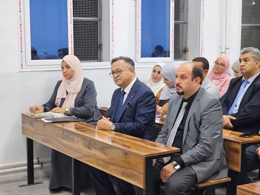 زيارة وزير التعليم العالي والبحث العلمي لكلية العلوم الاقتصادية والتسيير والعلوم التجارية-جامعة الجزائر 3