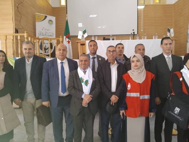 افتتاح فعاليات اليوم التحسيسي حول مكافحة المخدرات وإدمانها في الوسط الجامعي بمركز خروبة