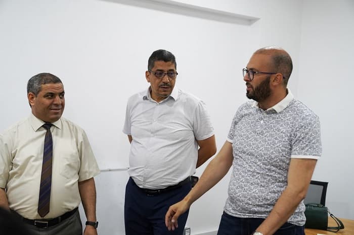زيارة تشجيعية لمدير الجامعة إلى طلبة ufc الذين يجرون دورة تكوينية