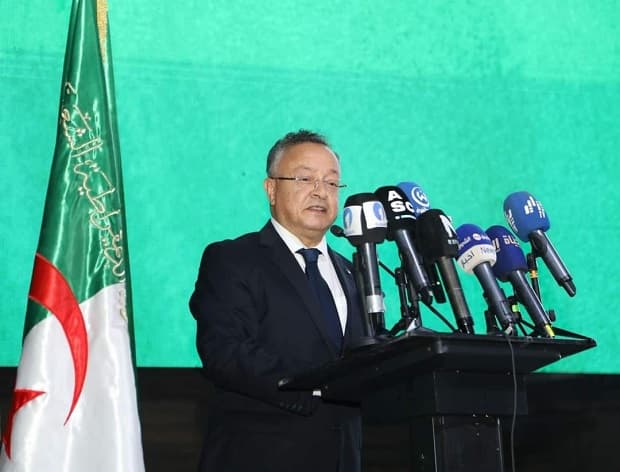 مشاركة مدير الجامعة في اللقاء الاقتصادي تحت إشراف معالي وزير التعليم العالي والبحث العلمي