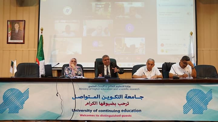 إشراف مدير الجامعة على اجتماع عمل ضم مجلس مديرية الجامعة