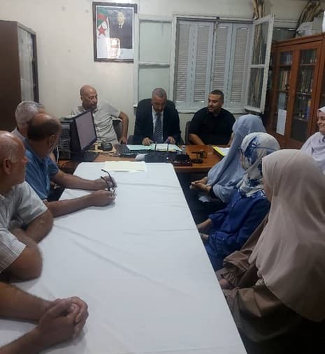 تنصيب الدكتور تقية توفيق مديرا جديدا لمركز عين الدفلى 1