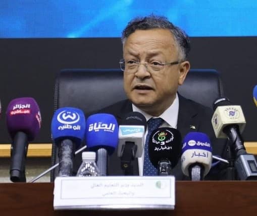مشاركة مدير الجامعة في لقاء وطني بمقر وزارة التعليم العالي والبحث العلمي
