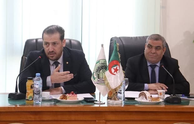 انعقاد مجلس إدارة المدرسة العليا للتجارة برئاسة مدير الجامعة السيد يحي جعفري