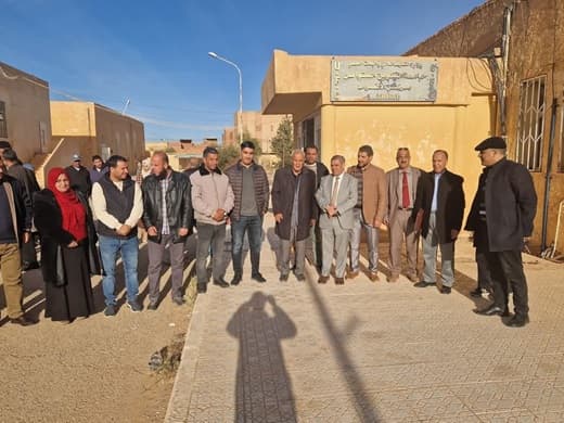زيارة تفقدية لمدير الجامعة إلى مركز الأغواط 3