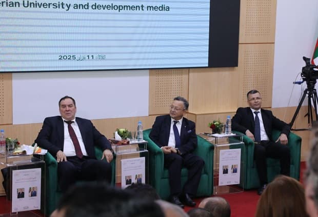 ندوة وطنية موسومة : الجامعة الجزائرية والإعلام التنموي