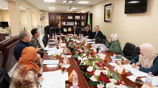 انعقاد مجلس التوجيه لجامعة التكوين المتواصل في دورة استثنائية