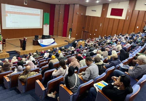 يوم إعلامي تكويني حول كيفية استخدام المنصات الرقمية الخاصة بالتكوين ما قبل الترقية بمركز الجزائر شمال 2