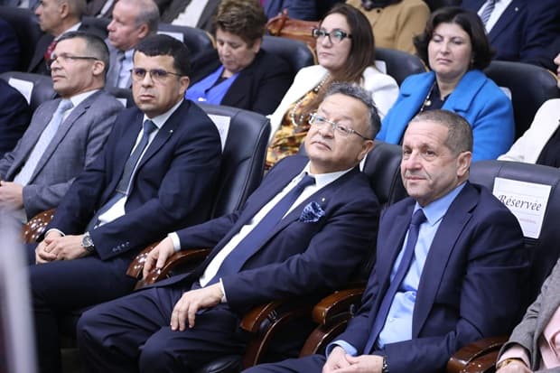إشراف وزير التعليم العالي والبحث العلمي على فعاليات اليوم الدراسي حول دور المؤسسات الجامعية والبحثية في تحسين مناخ الإستثمار بالجزائر 1