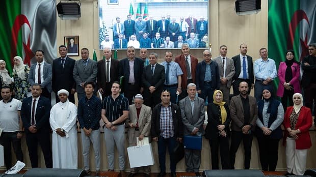 جامعة التكوين المتواصل ديدوش مراد تحتفي بذكرى تأسيسها بالموازاة مع احياء يوم إفريقيا