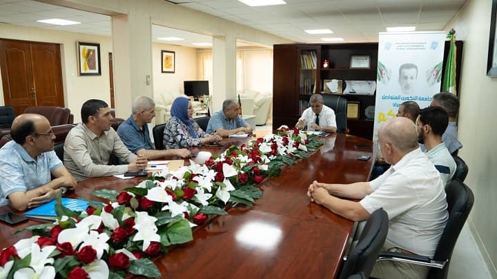 إشراف مدير الجامعة على تنصيب الفرع النقابي للاتحاد العام للعمال الجزائريين