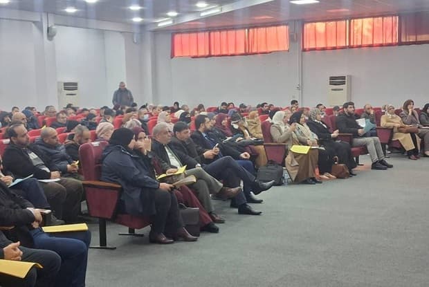 يوم تكويني بعنوان دعائم الذكاء الاصطناعي للبحوث العلمية بين الجودة وسرعة الانجاز بمركز باب الزوار