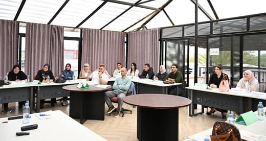 مدير وكالة “ناسدا” الجزائر غرب في زيارة لجامعة التكوين المتواصل لدعم الطلبة حاملي المشاريع 1