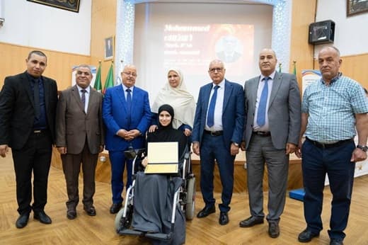 جامعة التكوين المتواصل تحتفي بتخرج أول دفعة من فئة الاساتذة في ليسانس الإنجليزية التقنية 1