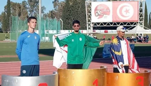 جامعة التكوين المتواصل تهنئ طالبها فخر الدين ثلايجية بعد تألقه الدولي في ألعاب القوى