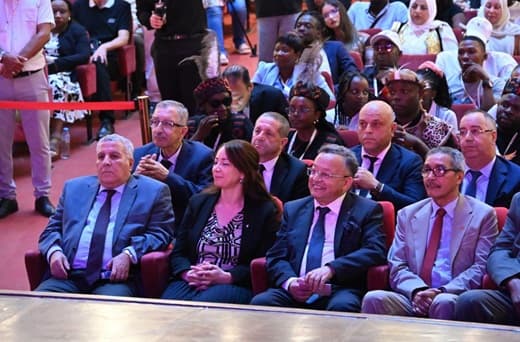 إفتتاح مهرجان الجزائر الإفريقي للمسرح الجامعي