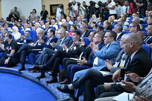 تكريم جامعة التكوين المتواصل من طرف وزير التعليم العالي والبحث العلمي 2