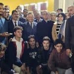 مشاركة وزير التعليم العالي والبحث العلمي ووزير الصيد البحري والمنتجات الصيدية وجبة العشاء مع الطلبة بالإقامة الجامعية المعالمة 2