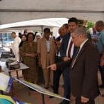 مدير الجامعة يعاين رفقة ضيوفه المعرض الخاص بالمؤسسات الناشئة للجامعة 3
