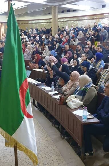 يوم تحسيسي لأصحاب المشاريع والمؤسسات الناشئة بمركز التكوين المتواصل الجزائر شرق 1
