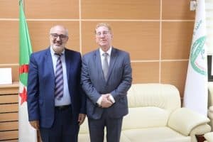 تنصيب الدكتور برجم العياشي مديرا جديدا لمركز قالمة 2