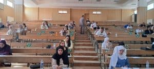 إعطاء إشارة انطلاق الدورة الوطنية الاولى للمسابقات والامتحانات المهنية من طرف نائب مدير الجامعة للاتصال والعلاقات مع القطاعات 1