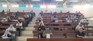 إعطاء إشارة انطلاق الدورة الوطنية الاولى للمسابقات والامتحانات المهنية من طرف نائب مدير الجامعة للاتصال والعلاقات مع القطاعات 2