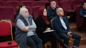 اجتماع تنسيقي مع مختلف الاطارات (حضوريا وعن بعد ) برئاسة الجامعة لمتابعة سير العملية البيداغوجية عبر الارضيات التعليمية 1