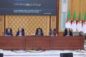 مشاركة مدير الجامعة في أشغال الندوة الجهوية لجامعات الوسط بولاية المدية 5