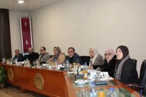 مدير الجامعة يترأس اجتماع مجلس الإدارة للمدرسة العلبا للتجارة بالقليعة 1