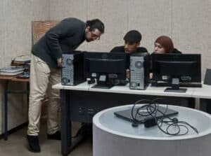 تنظيم يومين مفتوحين على براءات الاختراع بمركز دعم التكنولوجيا و الابتكار للجامعة 2