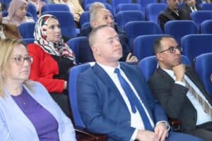 ندوة وطنية حول مزايا الاستثمار في صندوق الصناديق 1