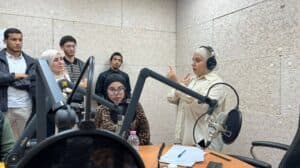 زيارة علمية لطلبة من جامعة حسيبة بن بوعلي بالشلف إلى مركز السمعي البصري 3