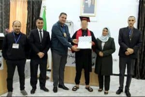 مناقشة مذكرات تخرج لنزلاء مؤسسة إعادة التربية والتأهيل بمعسكر في تخصص الإعلام والاتصال 1